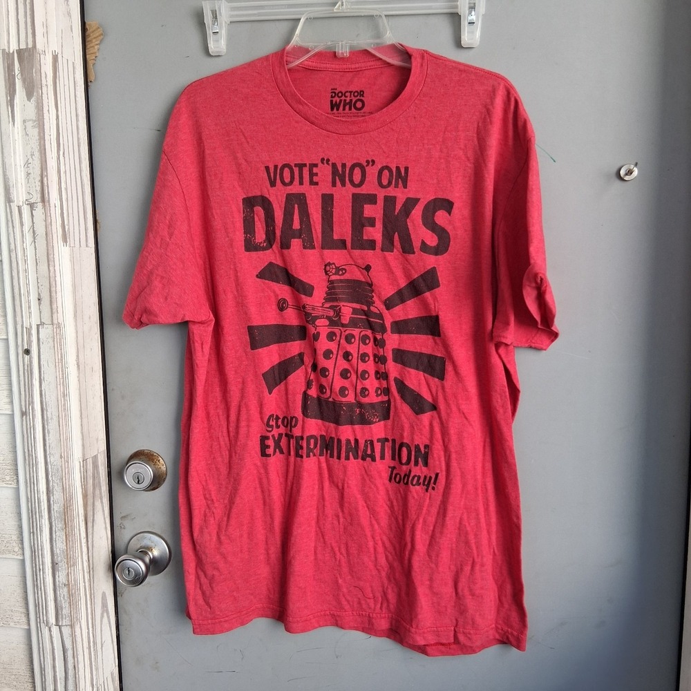 Doctor Who Mens T-Shirt Vote No on Daleks Stop Extermination Poster Image XL EUC